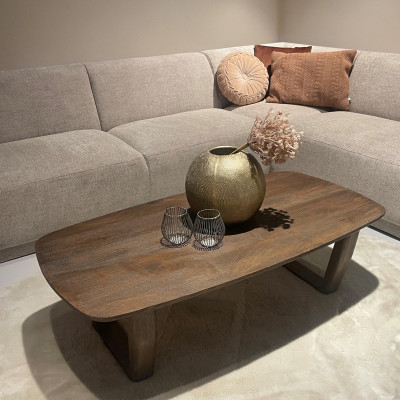 CORTE-Table basse en Bois massif noyer brossé