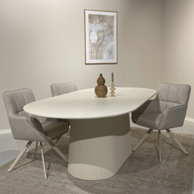 DOLCE-Table repas Ovale L.230 cm en bois massif Ivoire