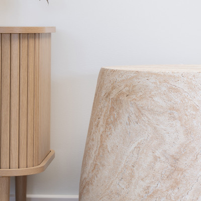 GRAN-Beistelltisch in Steinoptik aus faserverstärktem Ton ø 475 cm