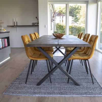 CALVI-Table repas à manger 6/8  personnes 200cm en chêne massif fumé