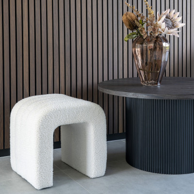 YU- Pouf in tessuto bouclé ecrù 42x41 cm