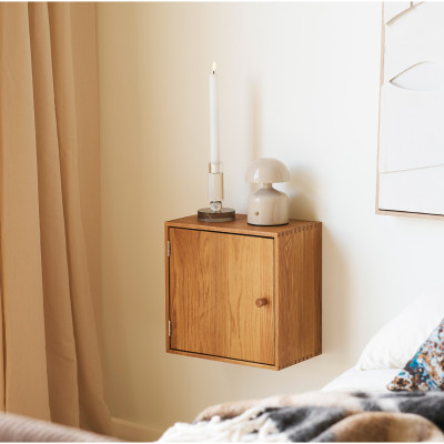 KUB-Wandwürfel mit 1 Tür aus massiver Eiche 30 x 30 cm